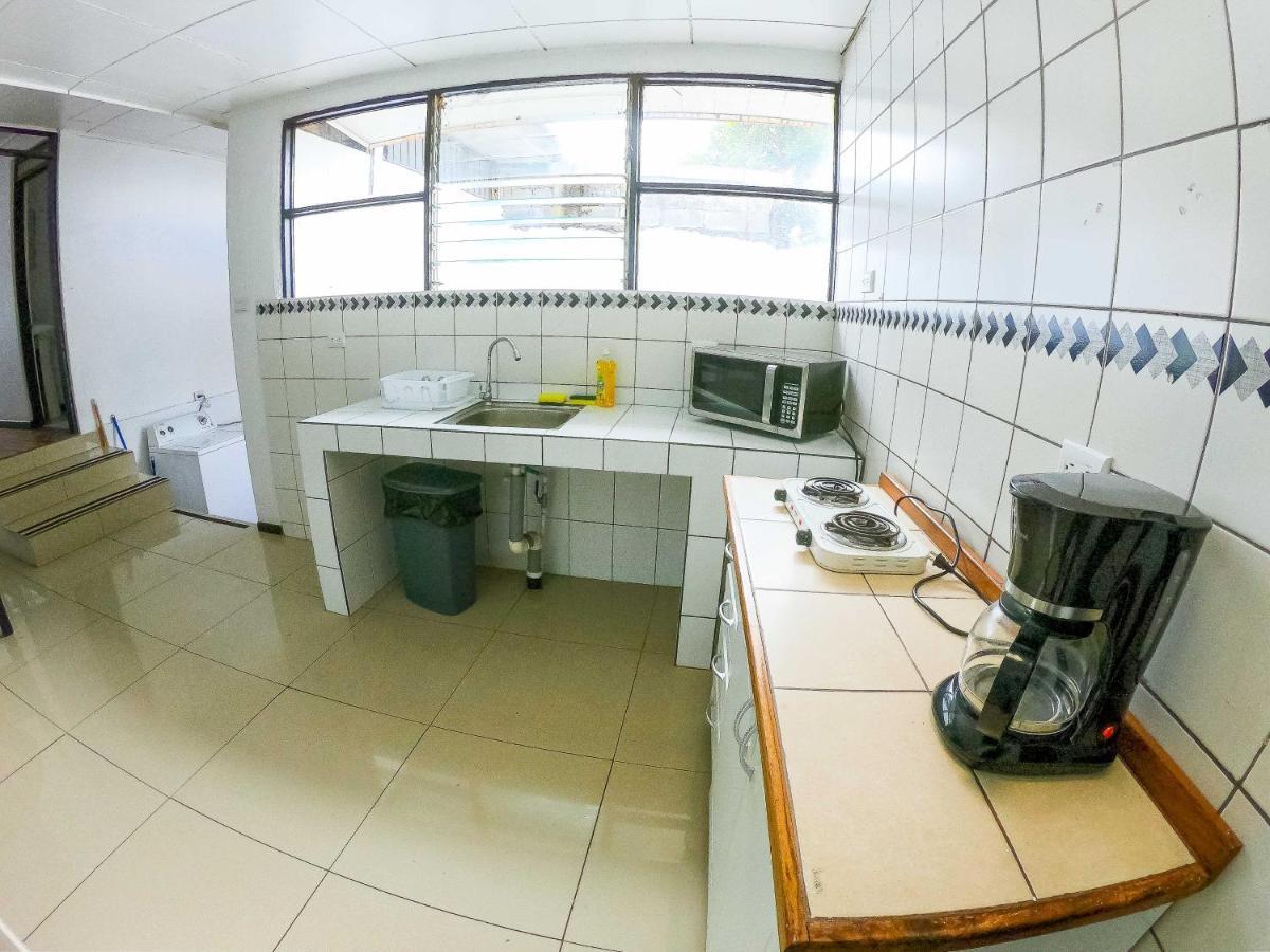 5 Min From The Airport - Perfect Stop Alajuela Exterior foto